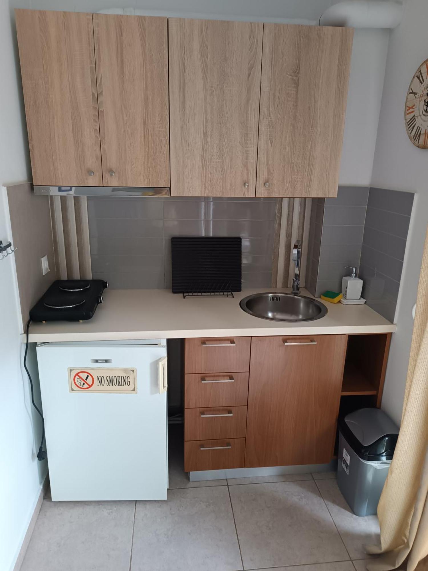 Tzikas Apartments Tesalonika Bagian luar foto